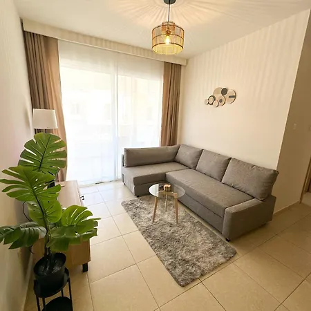 Sunny Escape With Pool, Tennis & Fast Wi-fi * Pyla